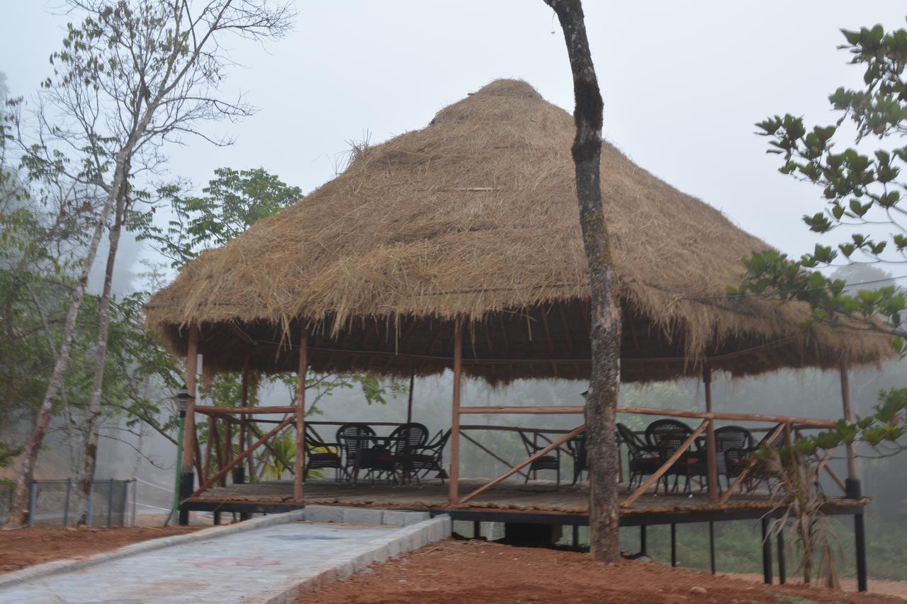 The Kaduhithlu Hotel สากเลศปุระ ภายนอก รูปภาพ